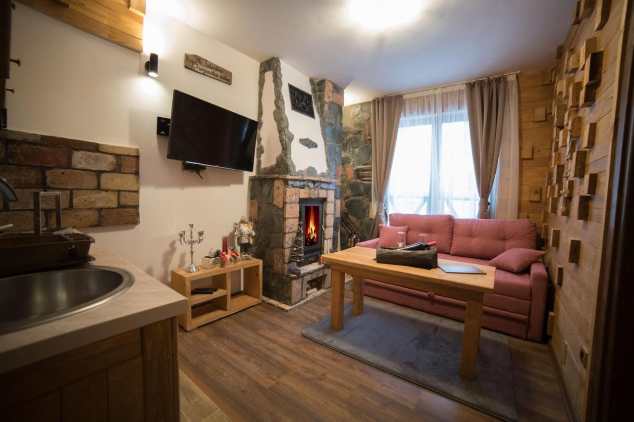 Drugarska Prica Apartment ยาโฮรินา ภายนอก รูปภาพ